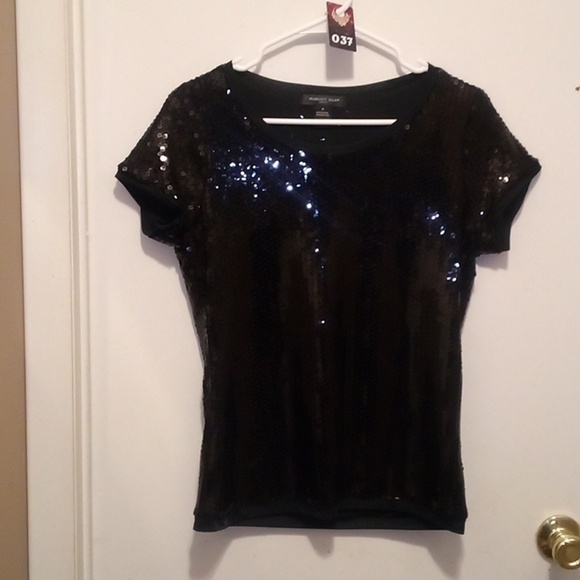 august silk Tops - EUC - August Silk Knits Black Sequin Evening Short Sleeve Top - Size Medium